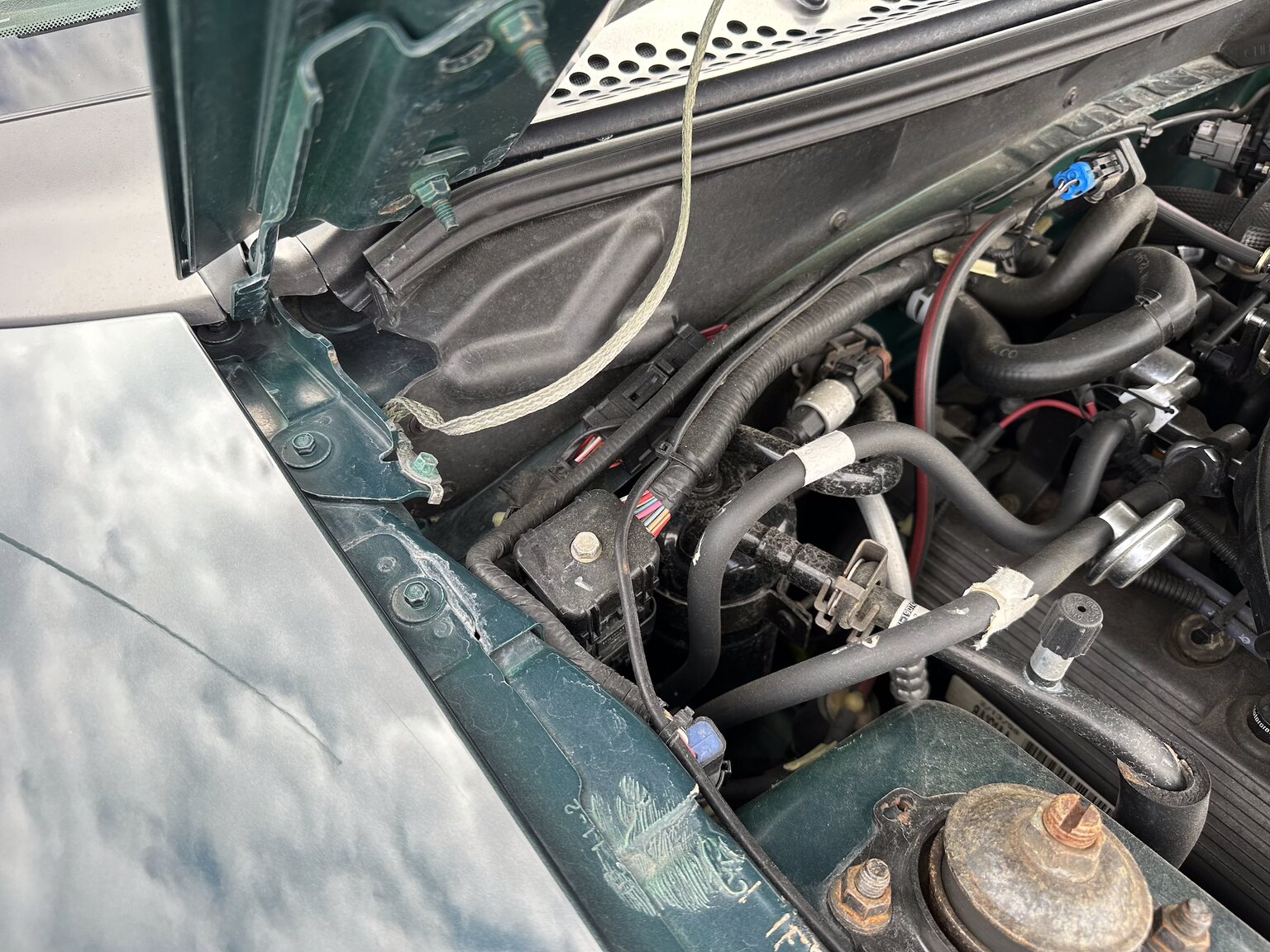Image of 1998 Ford Mustang GT Convertible mechanics