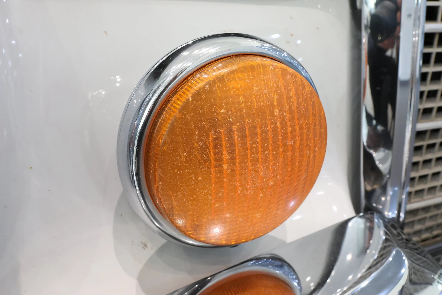 Exterior image of 1972 Mercedes-Benz 280 SE 4.5  (49)