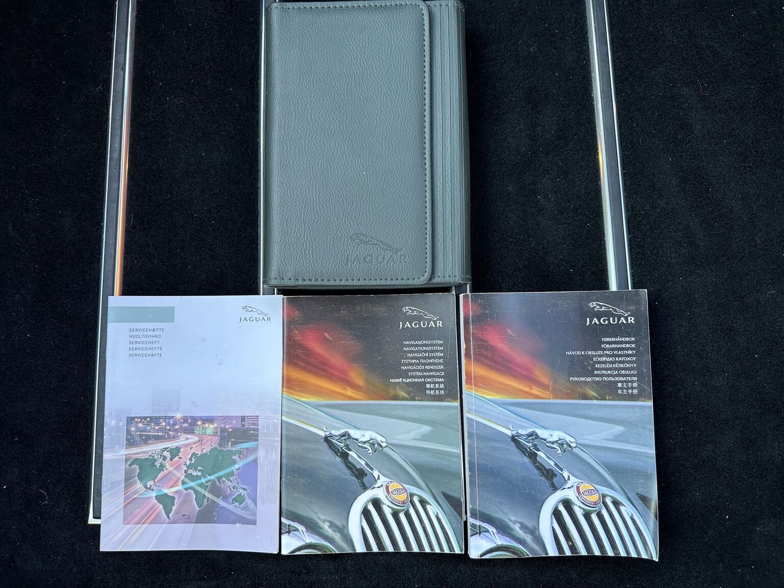 Dokumentation för 2007 Jaguar XKR