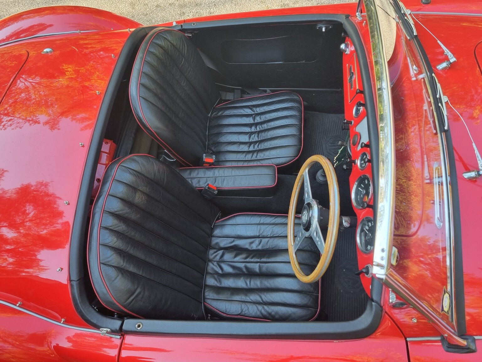 Interior image of 1956 MG MGA 1500