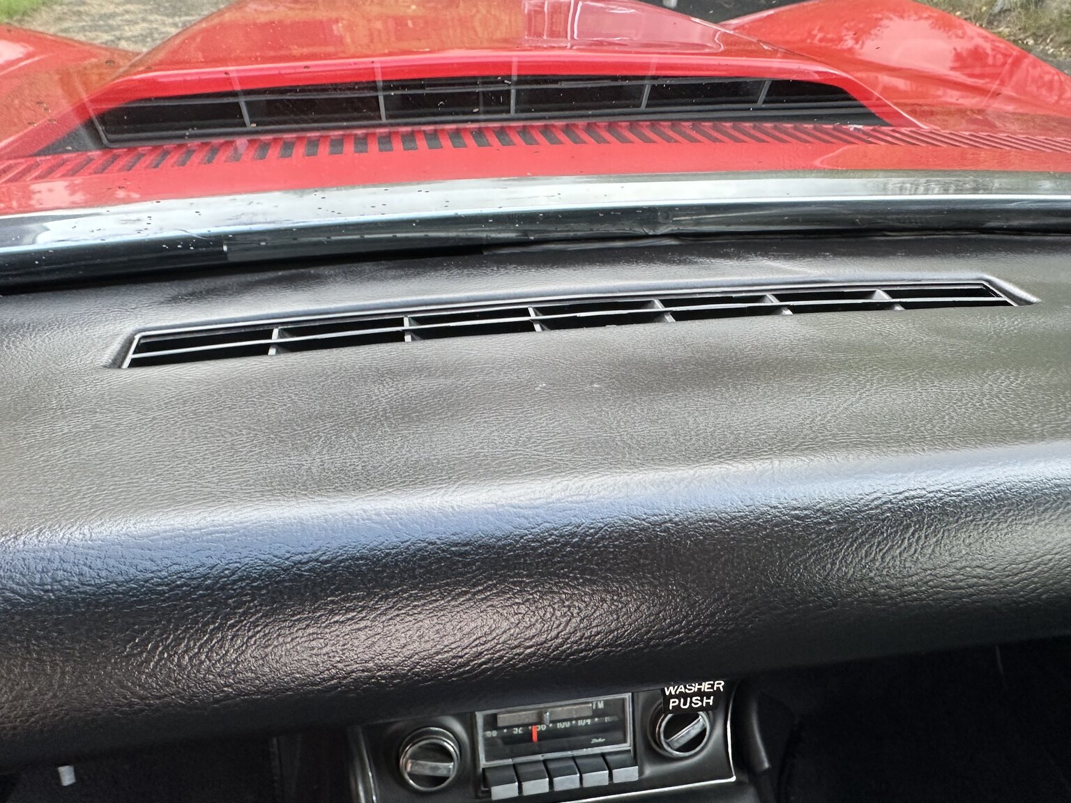 Innenraumfoto von 1968 Chevrolet Corvette 427ci / 435hp (18)