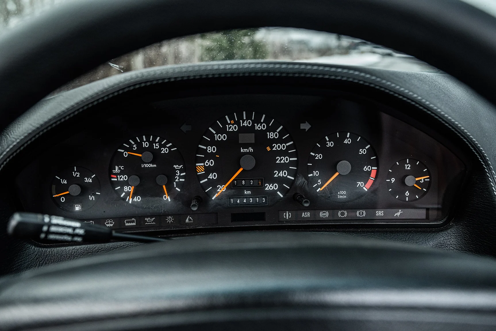 Interiörbild 1993 Mercedes-Benz 600 SL (19)