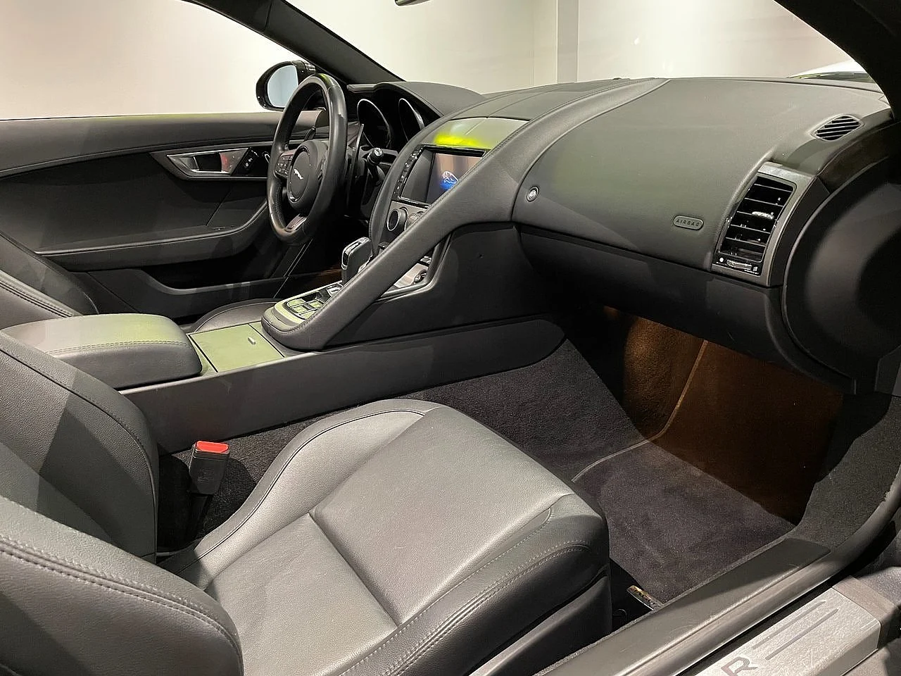 Image of 2014 Jaguar F-TYPE (14)