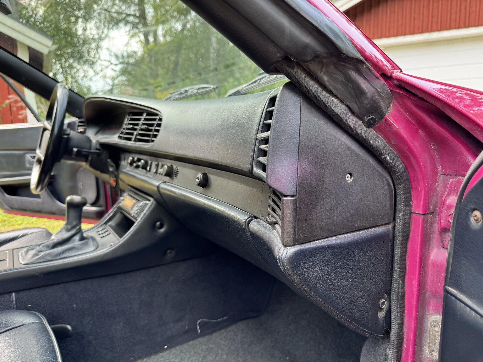 Interior image of 1990 Porsche 944 S2 Convertible