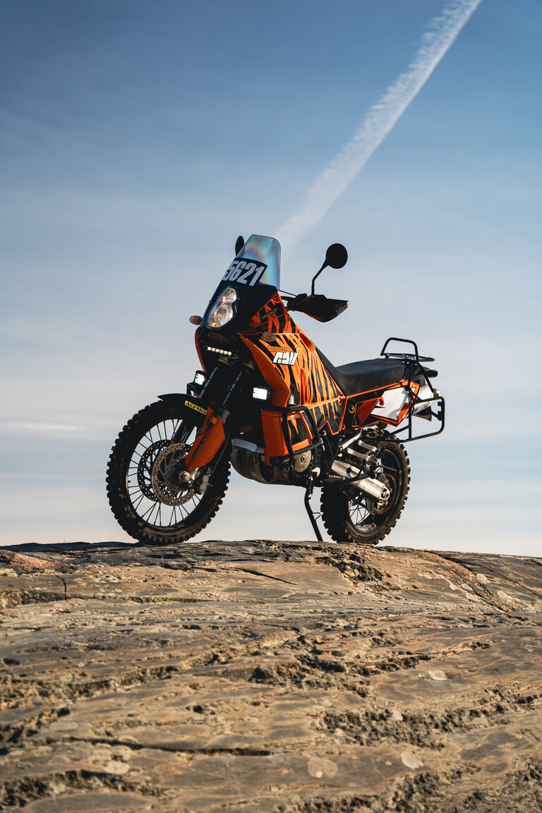 Exteriörbild på 2003 KTM 950 Adventure S