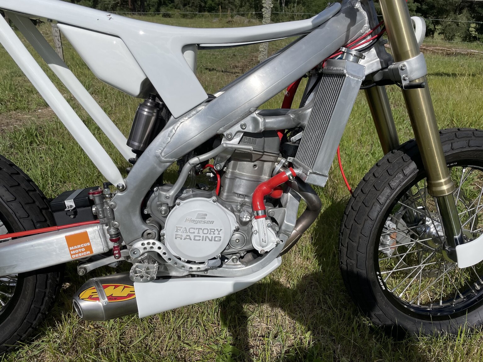 Aussenfoto 2006 Marcus Moto Design CRF Tracker