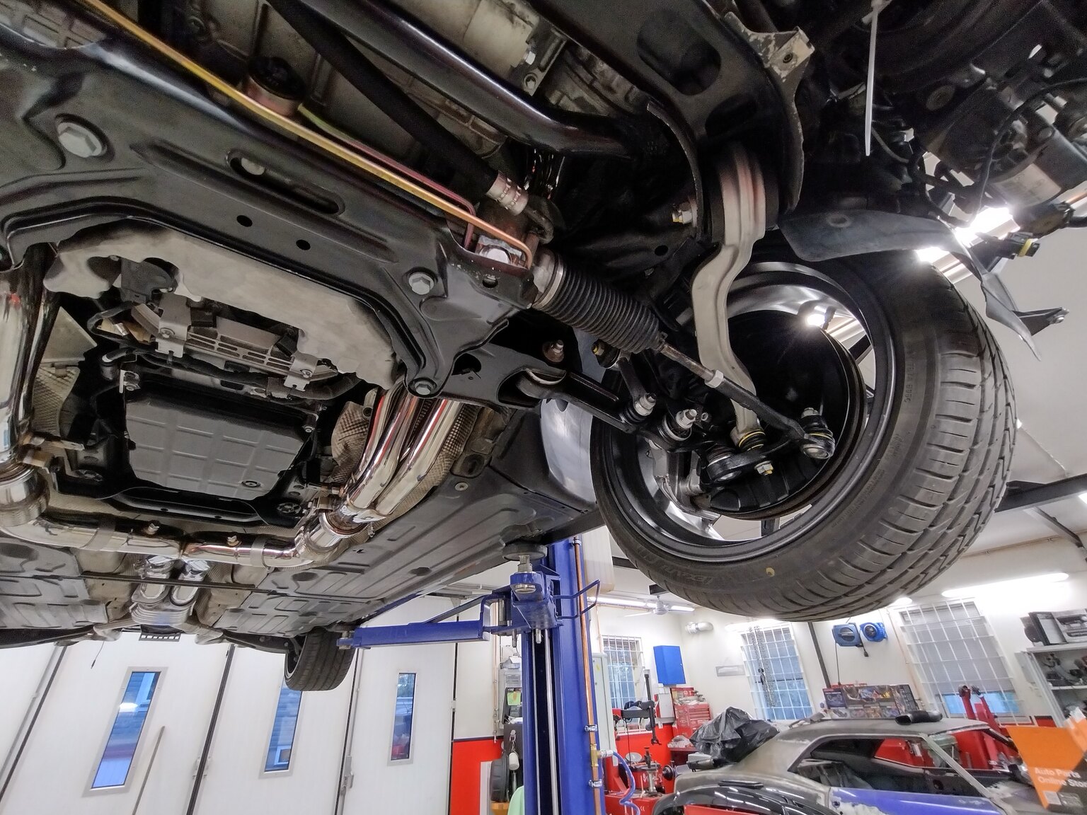 Image of 2003 Mercedes-Benz E55 AMG mechanics