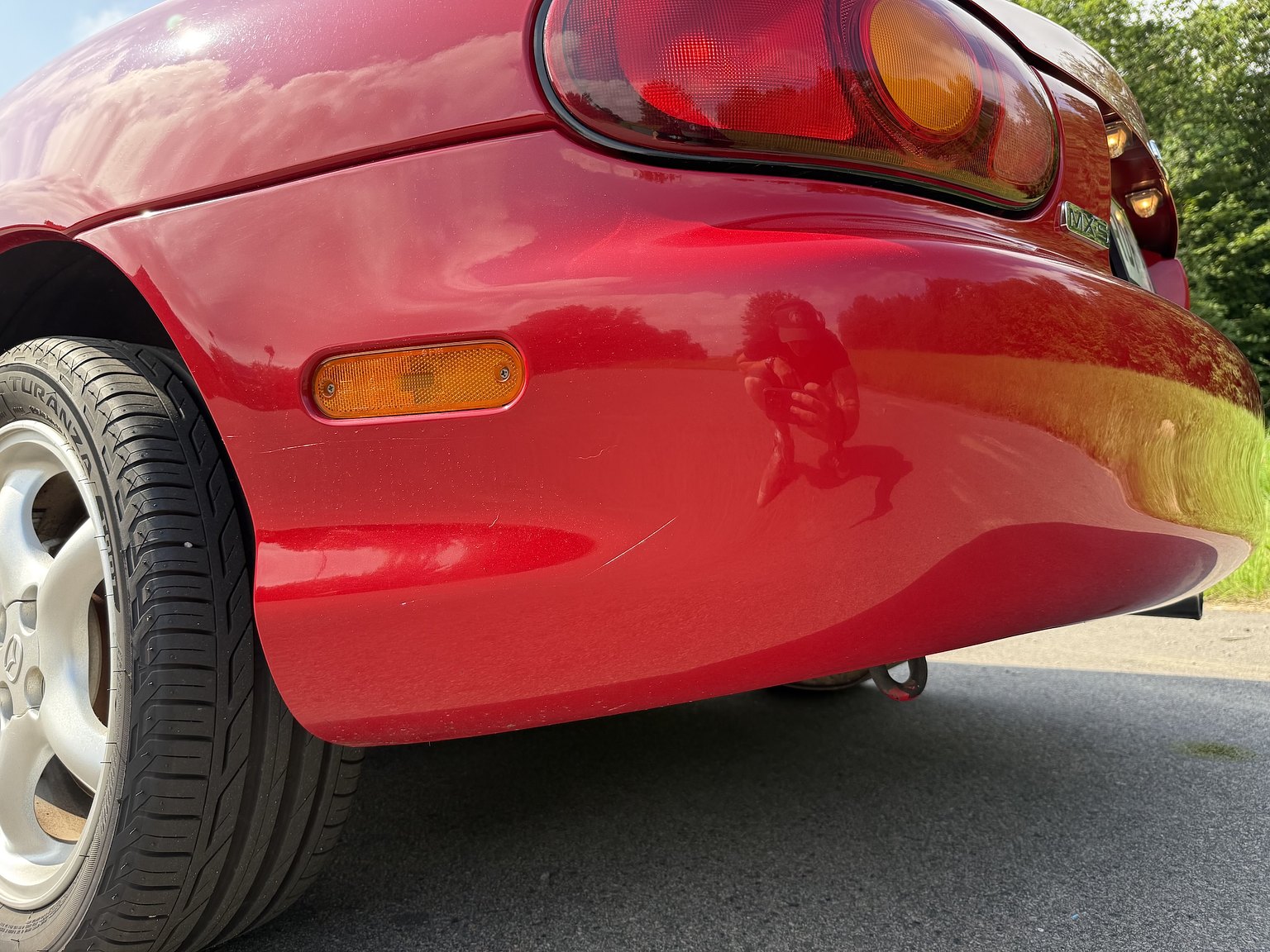 Exteriörbild på 1999 Mazda MX-5