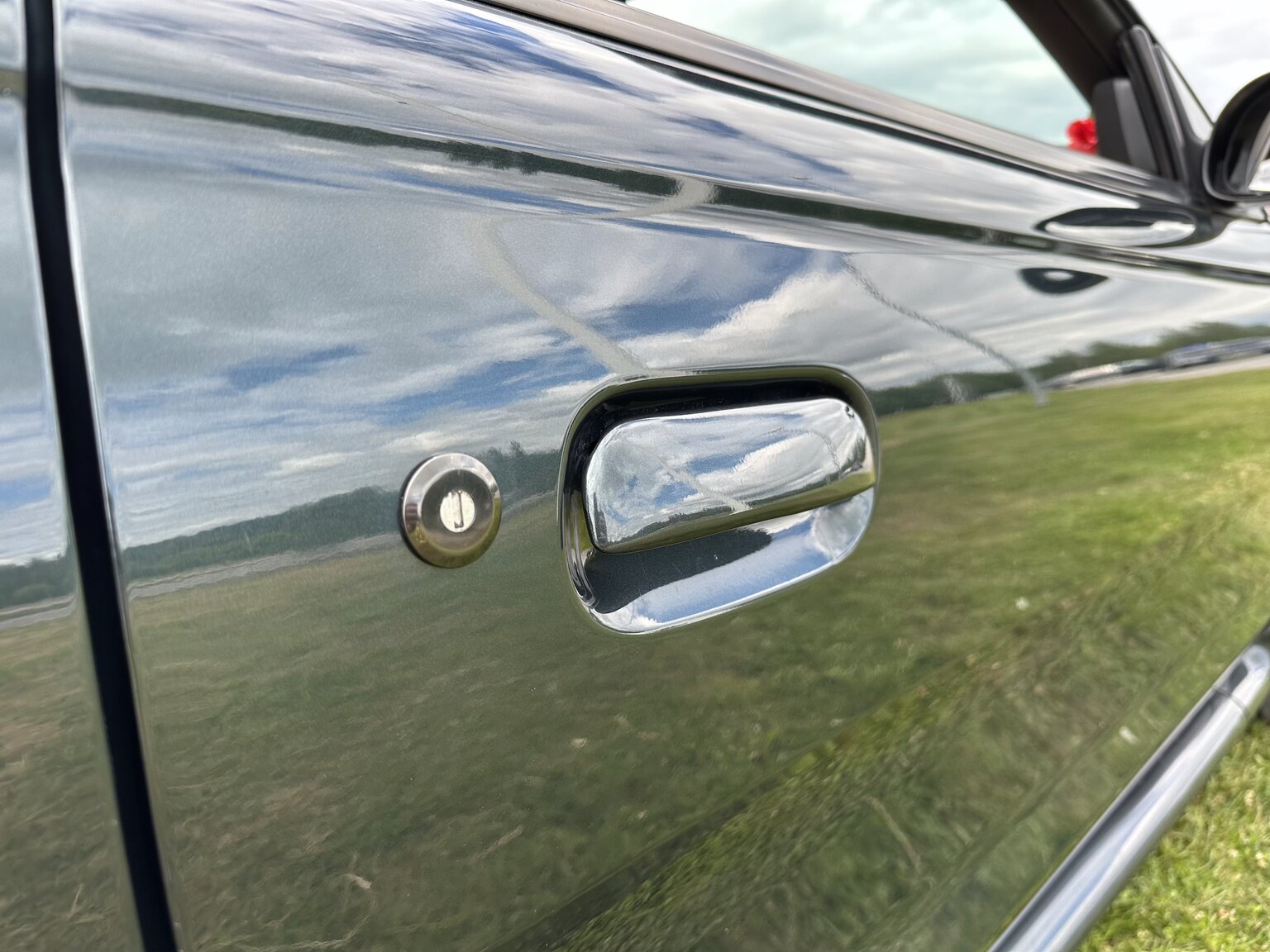 Exterior image of 1998 Ford Mustang GT Convertible