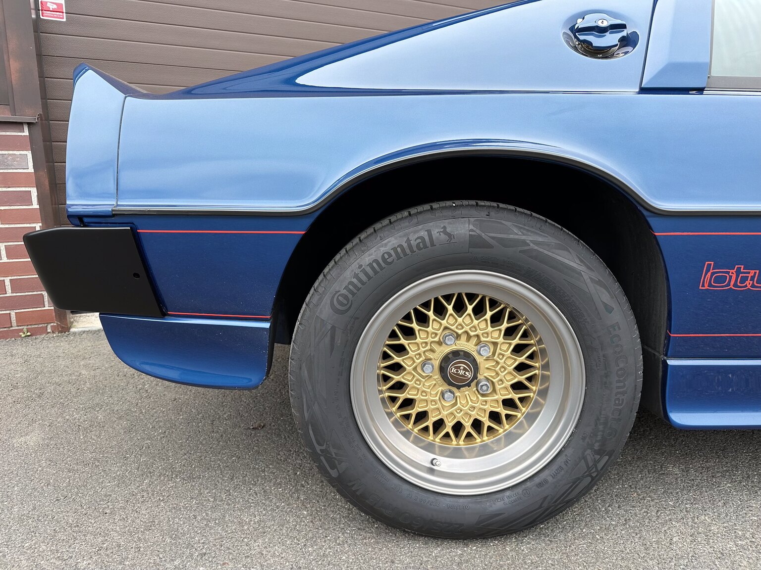 Aussenfoto 1987 Lotus Esprit Turbo HCi (76)