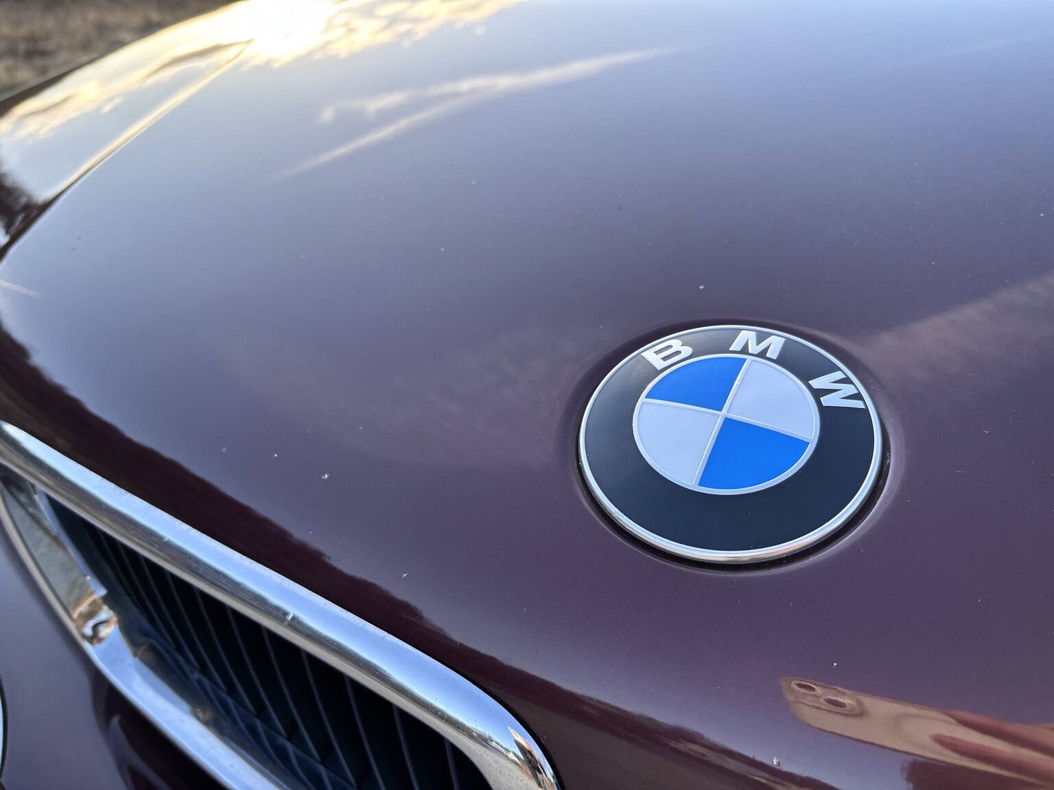 Exterior image of 1996 BMW 728iA