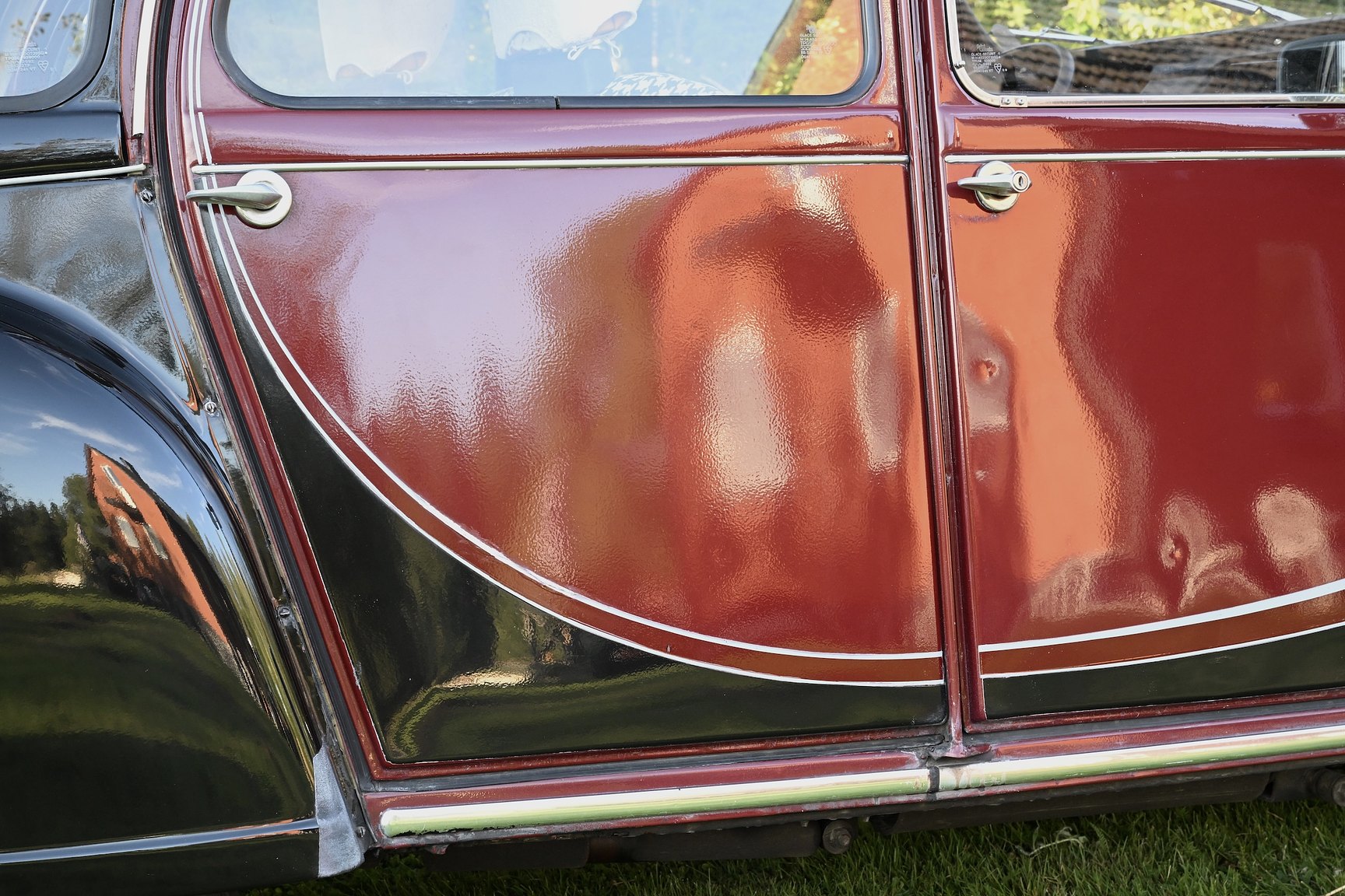 Exterior image of 1981 Citroën 2CV Charleston