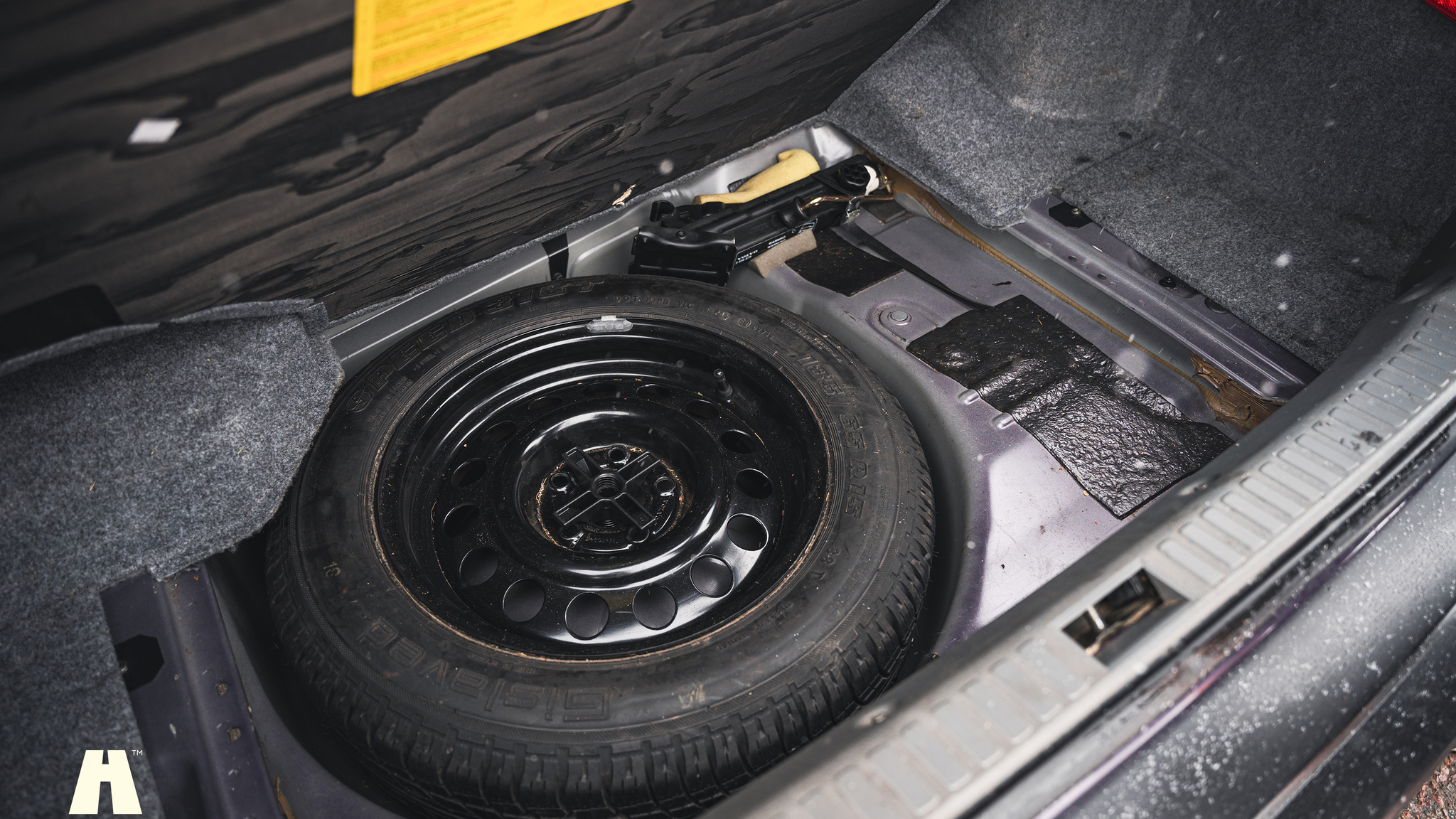 Interior image of 1995 Volvo 940 SE