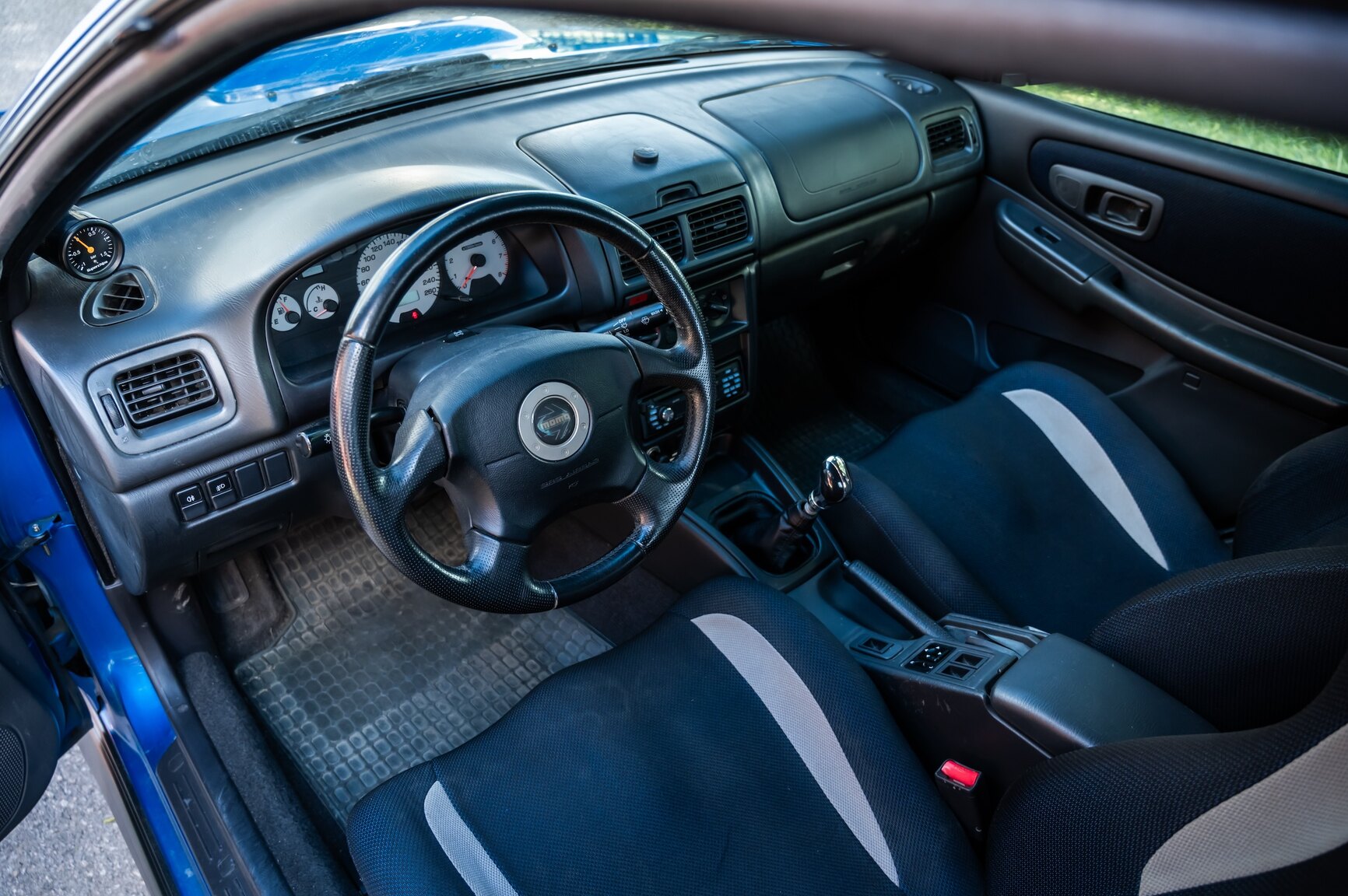 Interiörbild 1999 Subaru Impreza GT