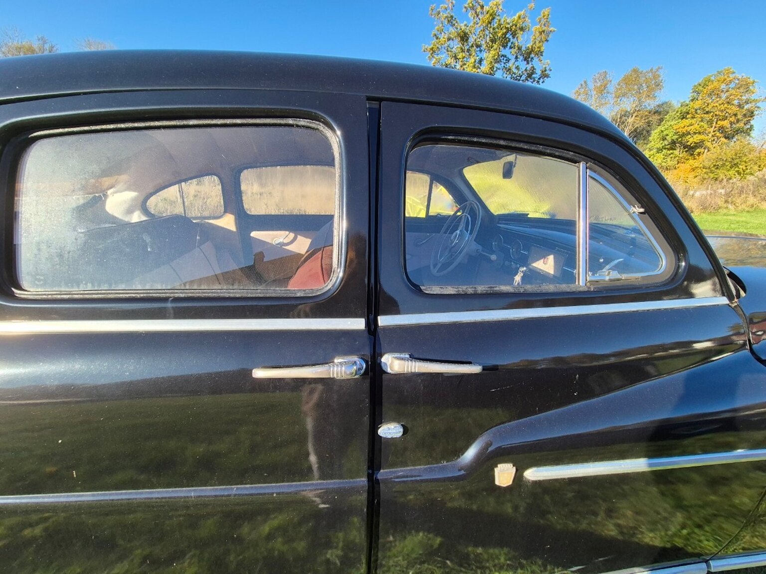 Aussenfoto 1954 Ford Vedette 3.9 V8