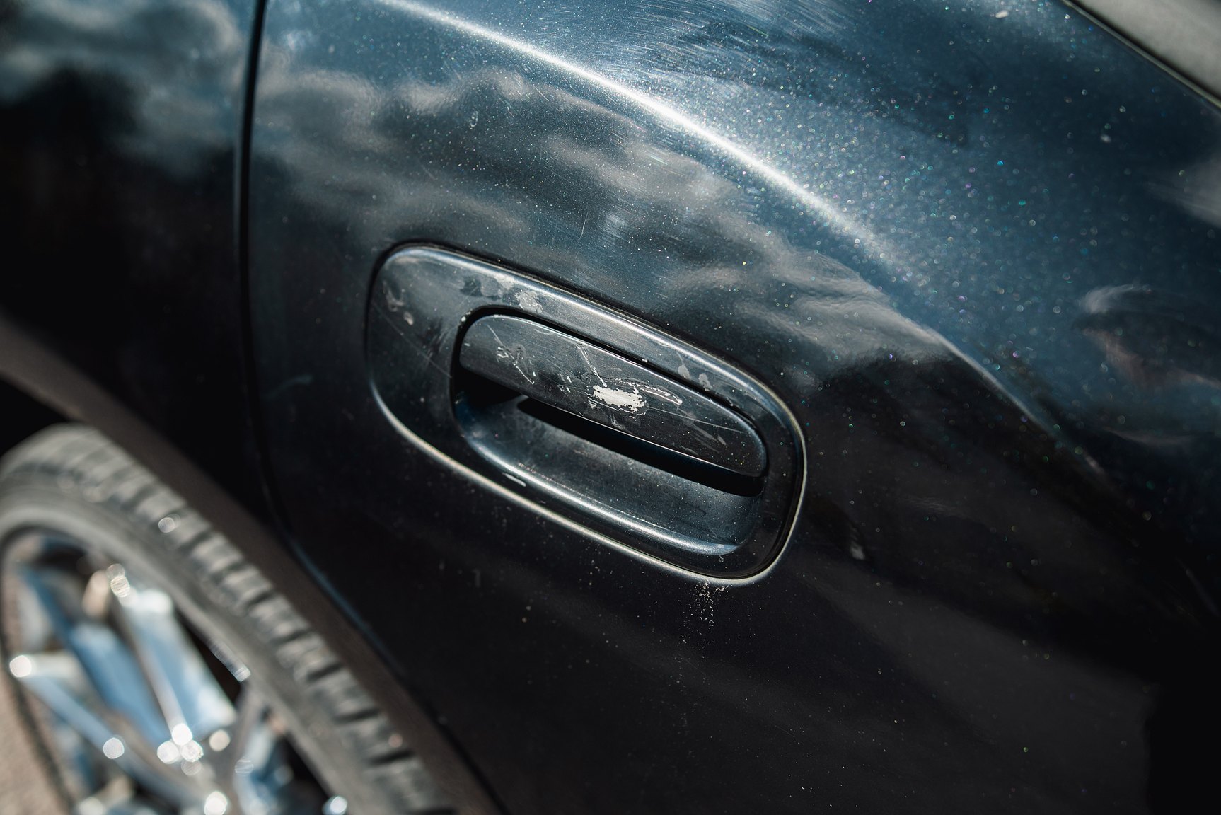 Exterior image of 2007 Dodge Charger 5.7 V8 HEMI 