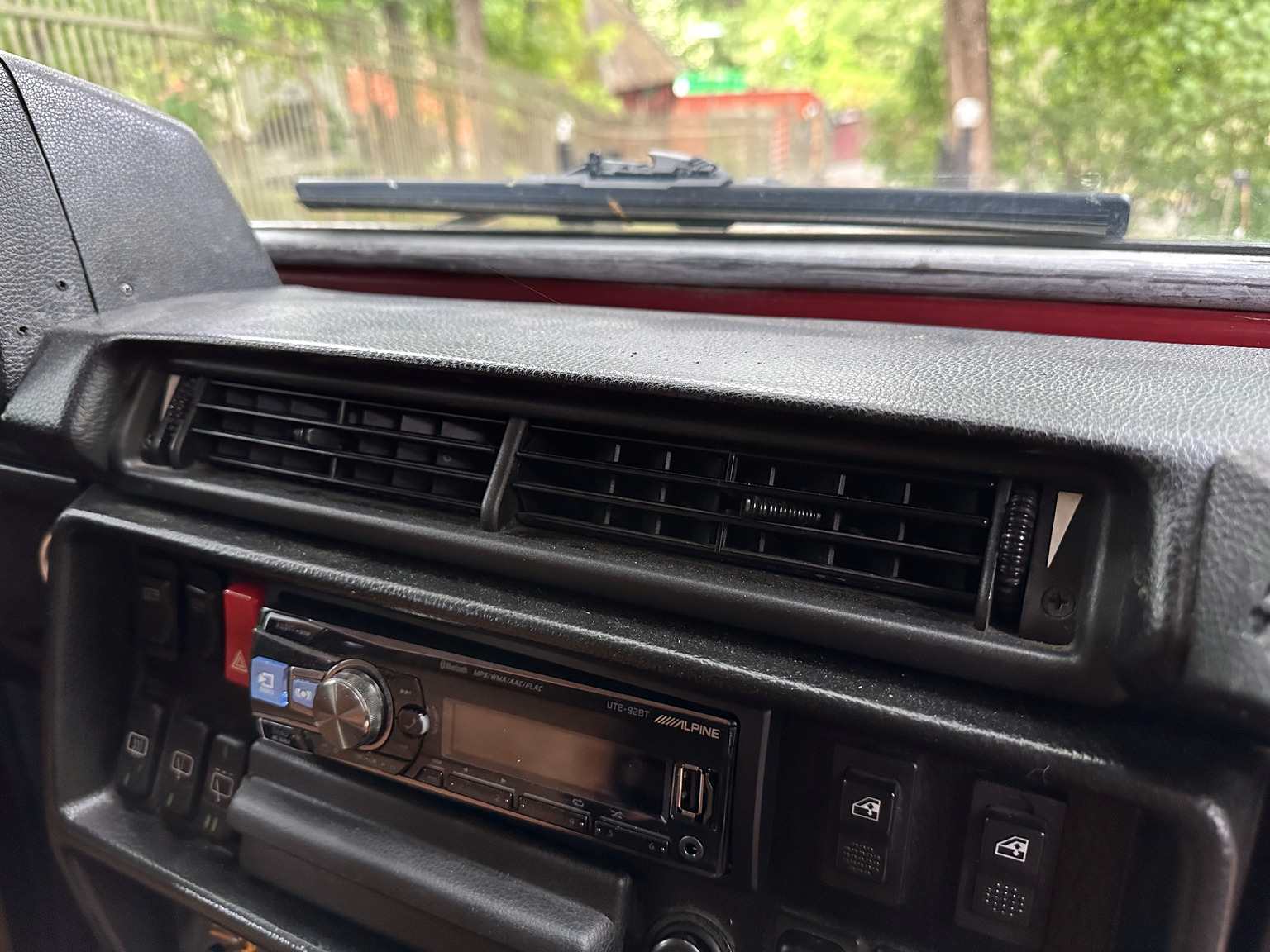 Interiörbild 1986 Mercedes 280 GE