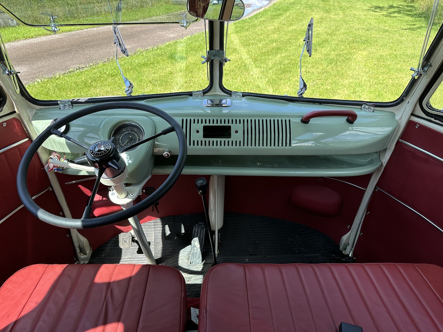 Innenraumfoto von 1969 Volkswagen T1 (11)