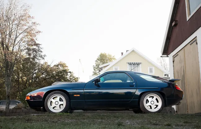 1991 Porsche 928 S4 – Exteriör