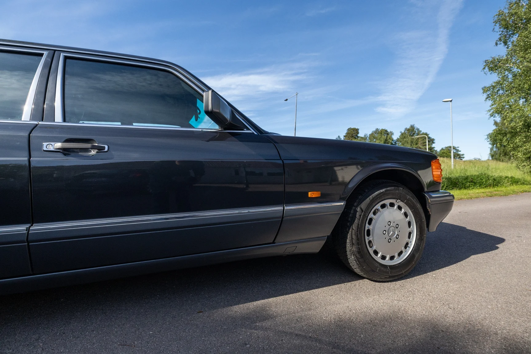 Aussenfoto 1989 Mercedes-Benz 560 SEL (27)