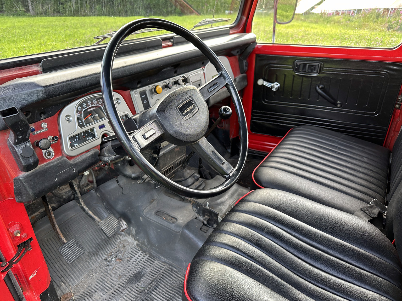 Interior image of 1982 Toyota Landcruiser Utility (15)