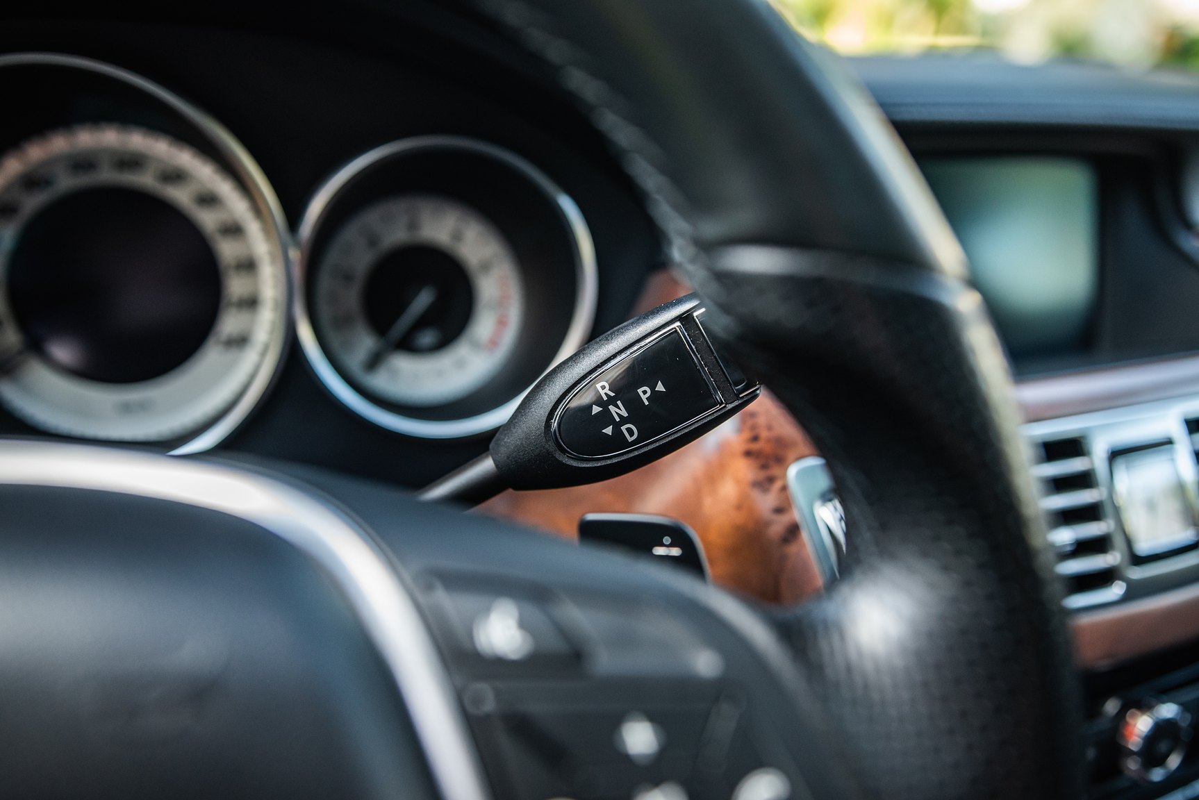 Innenraumfoto von 2011 Mercedes-Benz CLS 500