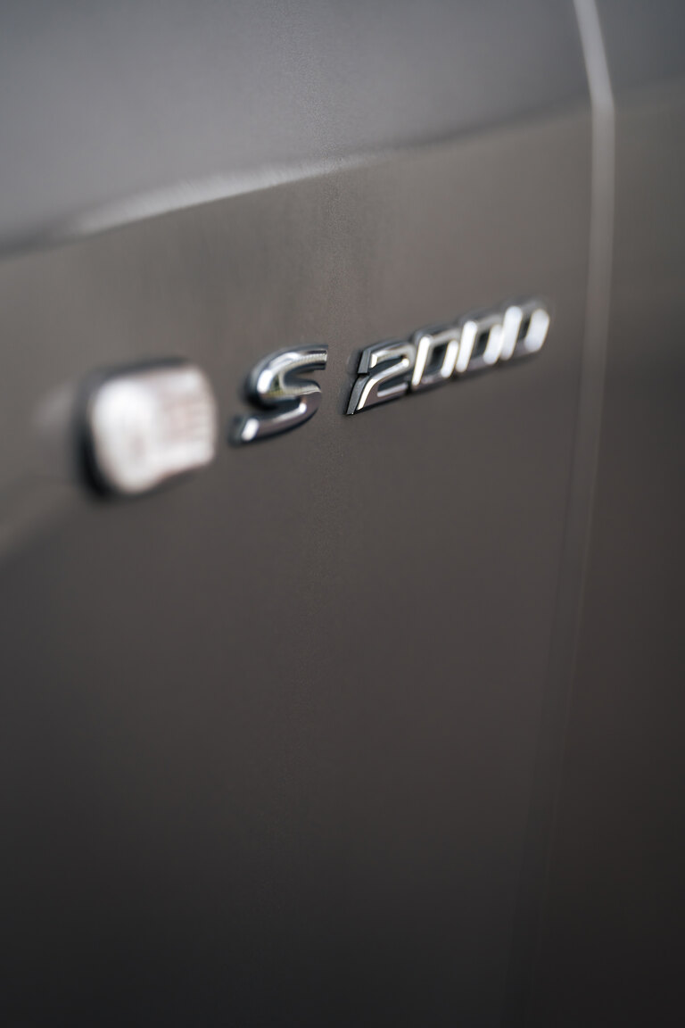 Exterior image of 2000 Honda S2000 AP1