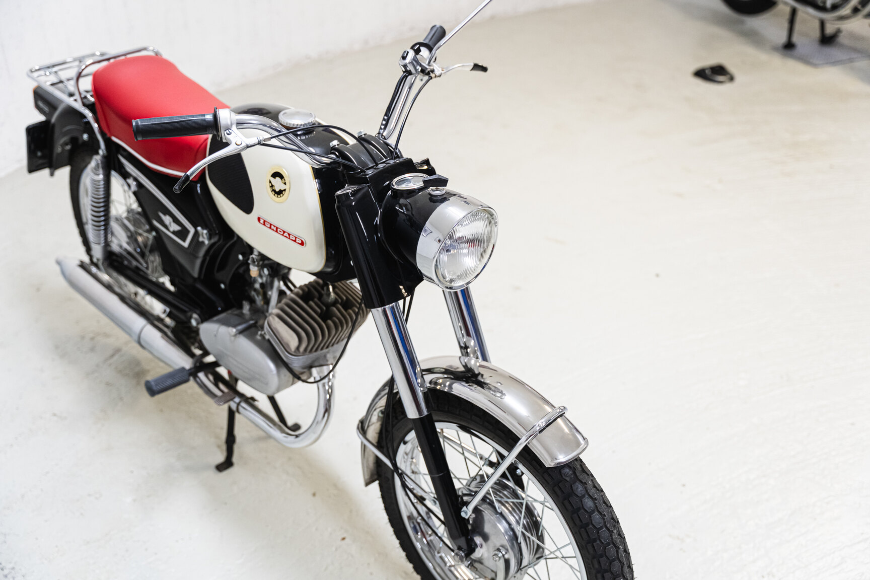Exterior image of 1968 Zundapp KS100