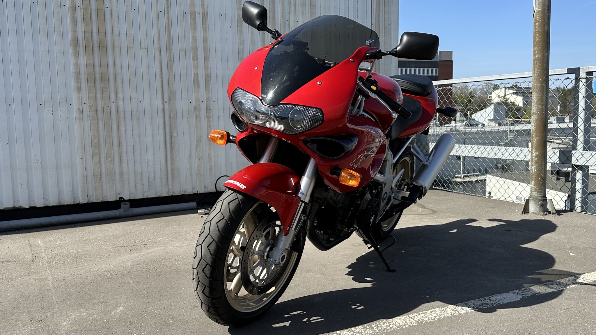 Aussenfoto 1999 Suzuki TL1000S