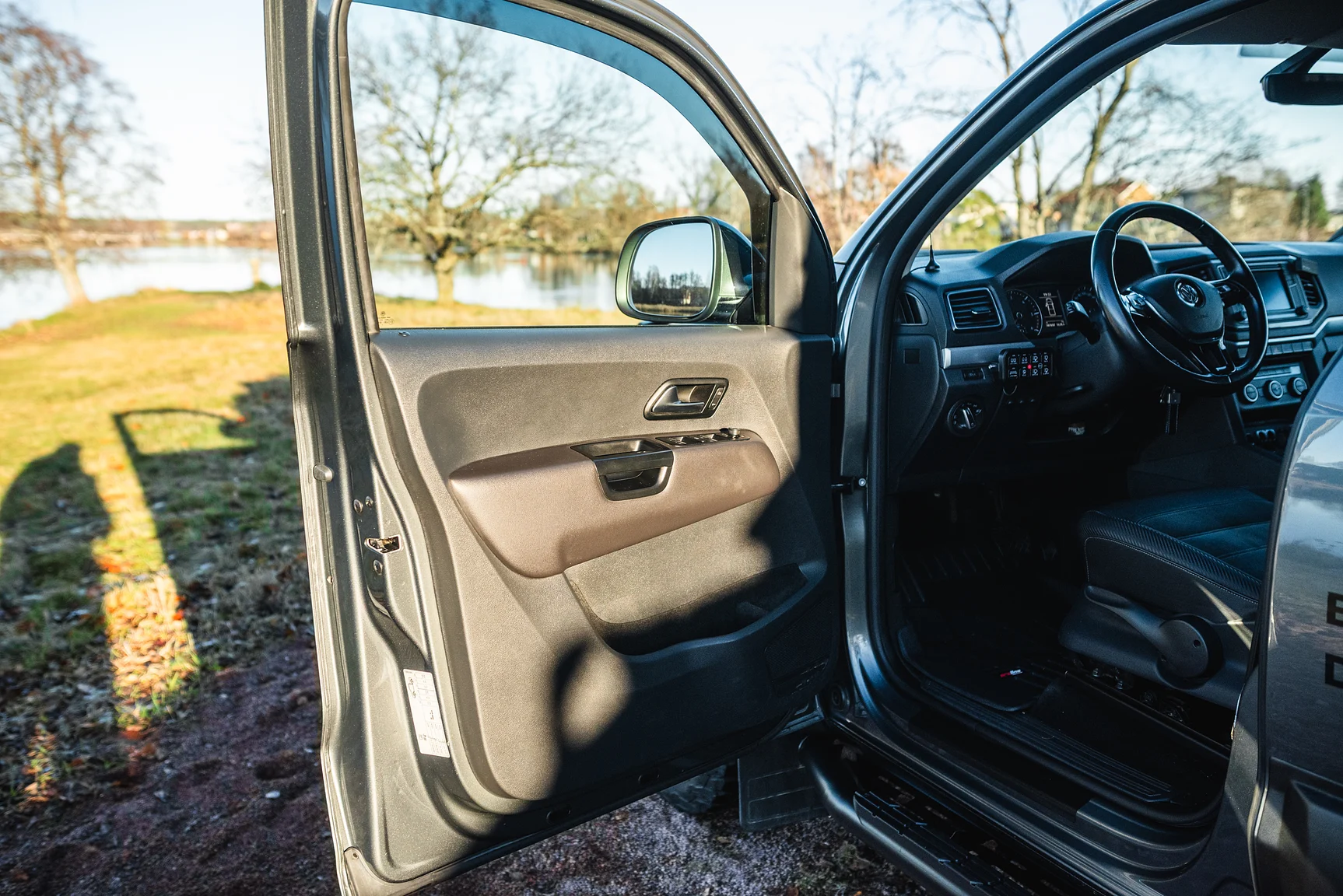 Interior image of 2020 Northea Camper Expedition Volkswagen Amarok (1)