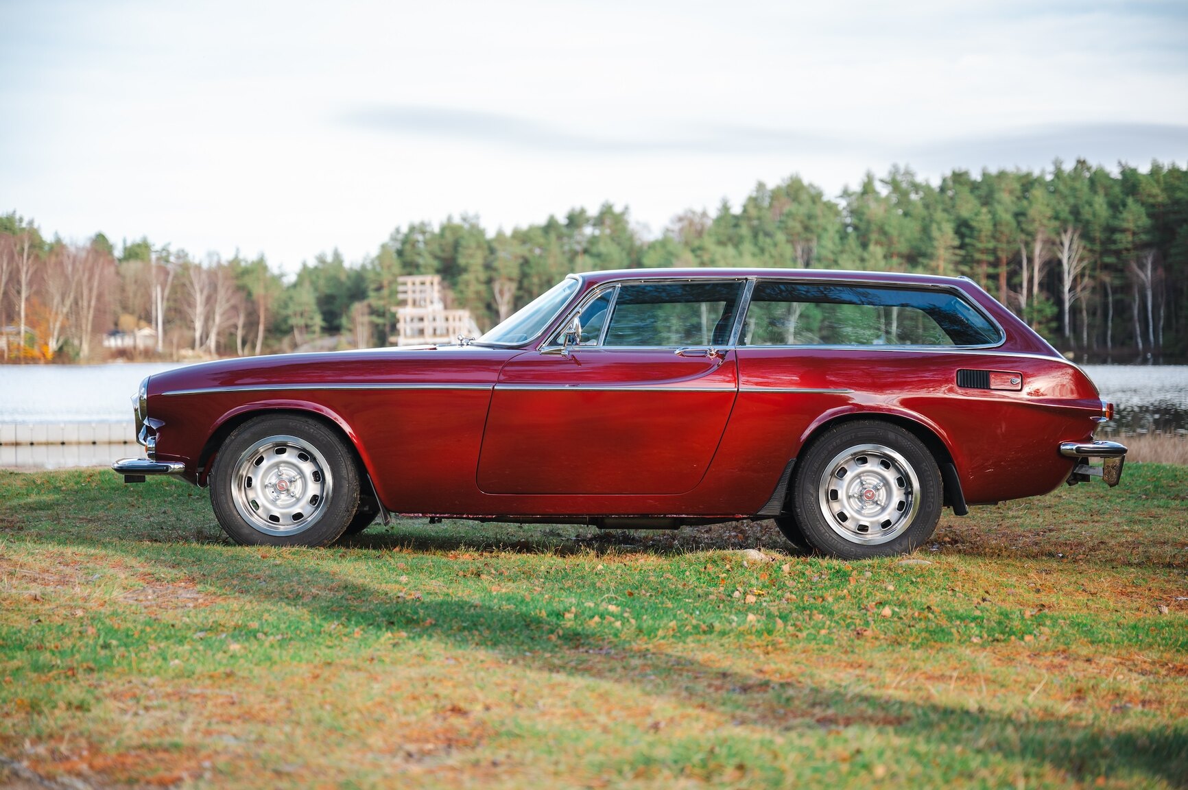 Exteriörbild på 1972 Volvo 1800 ES