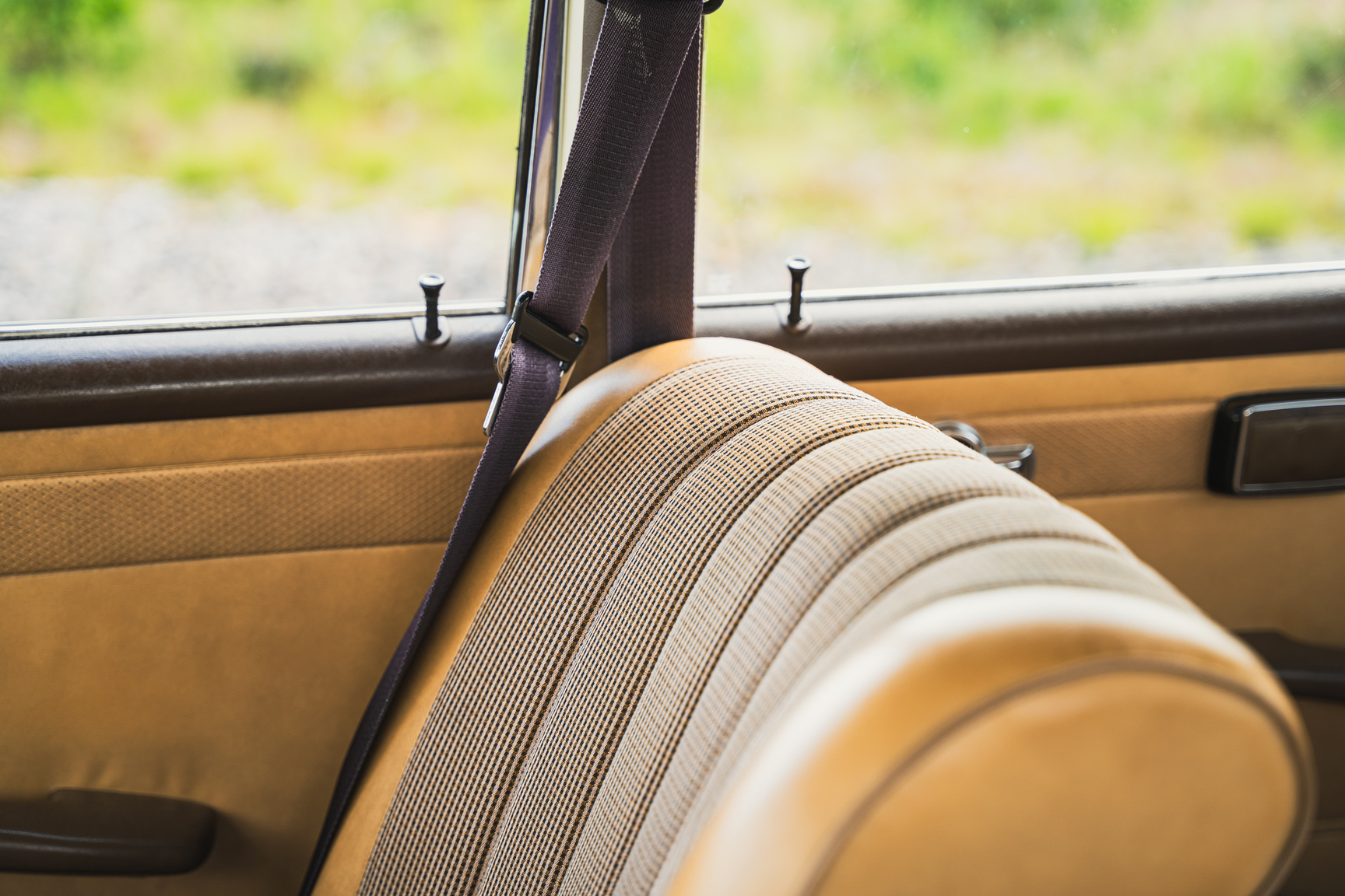 Interior image of 1966 Mercedes-Benz 200 D "Heckflosse"