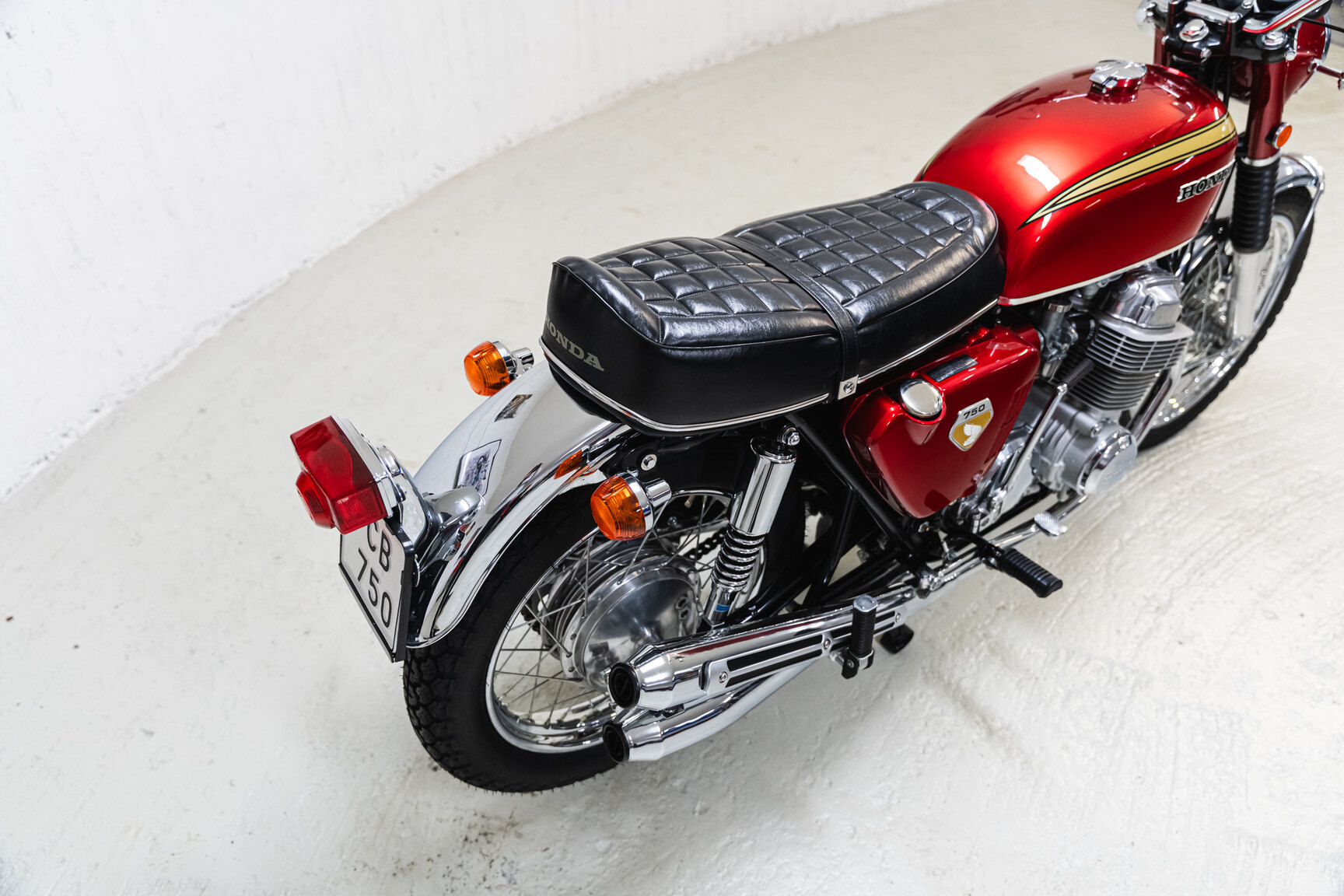Aussenfoto Honda CB750 Sandcast