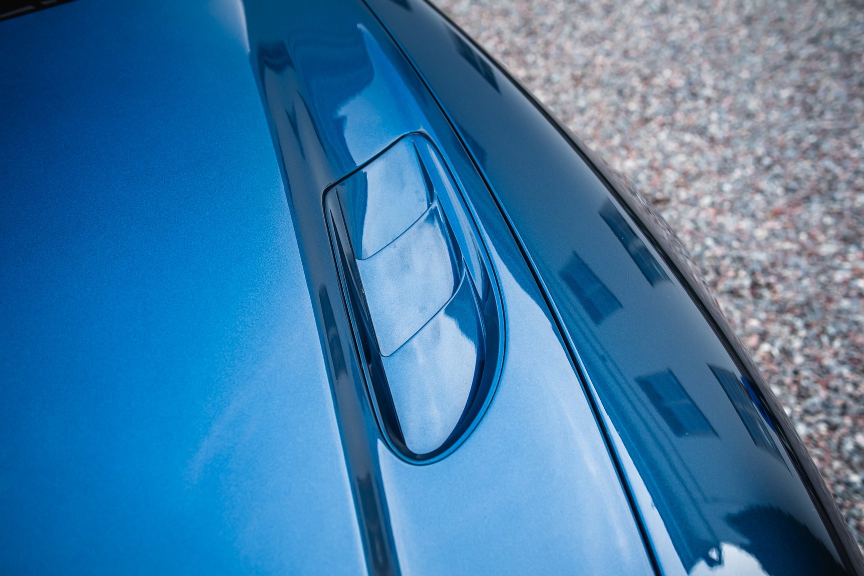 Exterior image of 2000 Maserati 3200 GT
