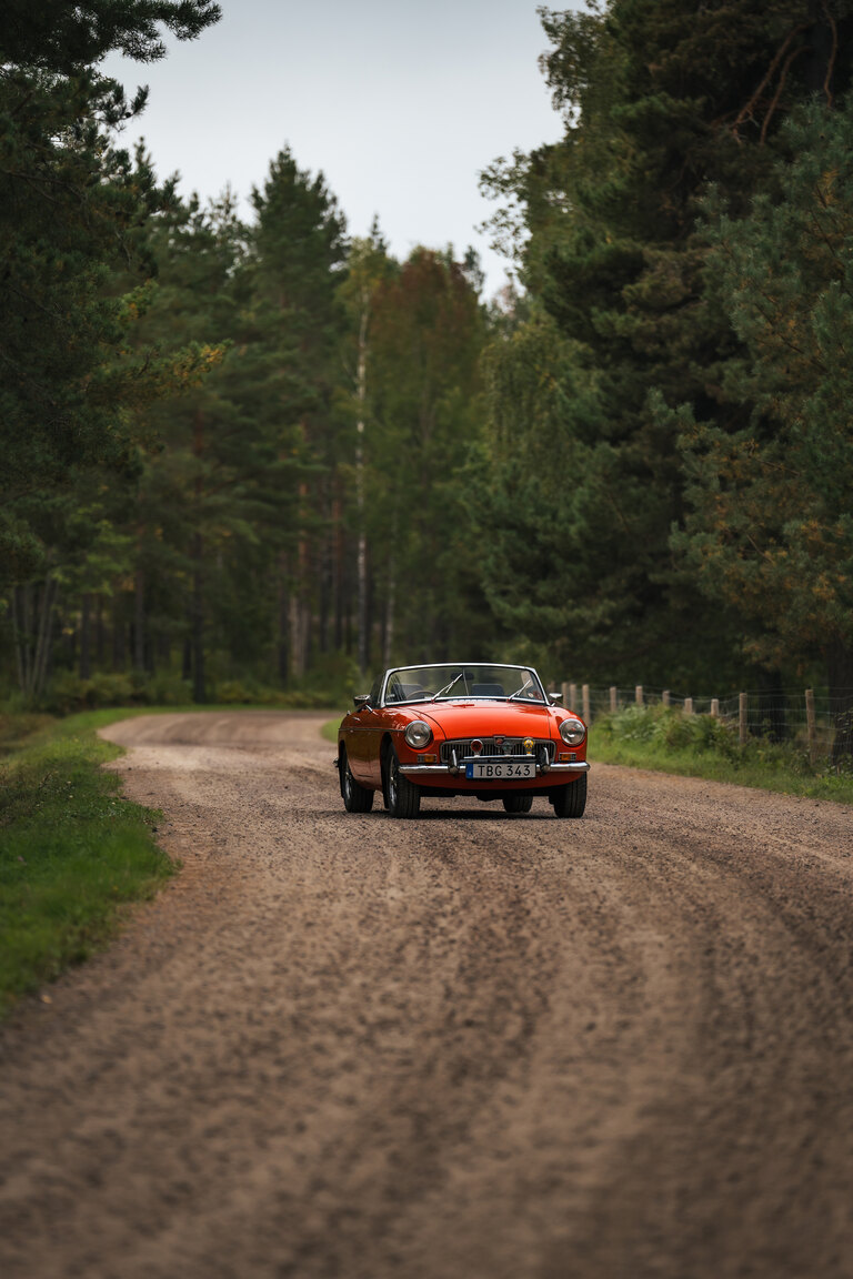 Exterior image of 1973 MG MGB Roadster (3)
