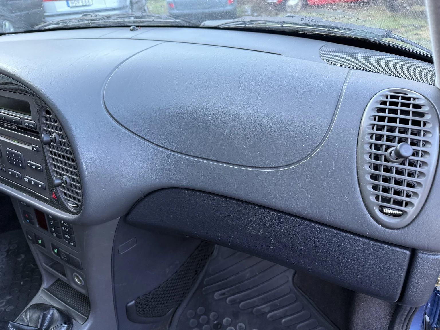 Interior image of 2001 SAAB 9-3 Aero (36)
