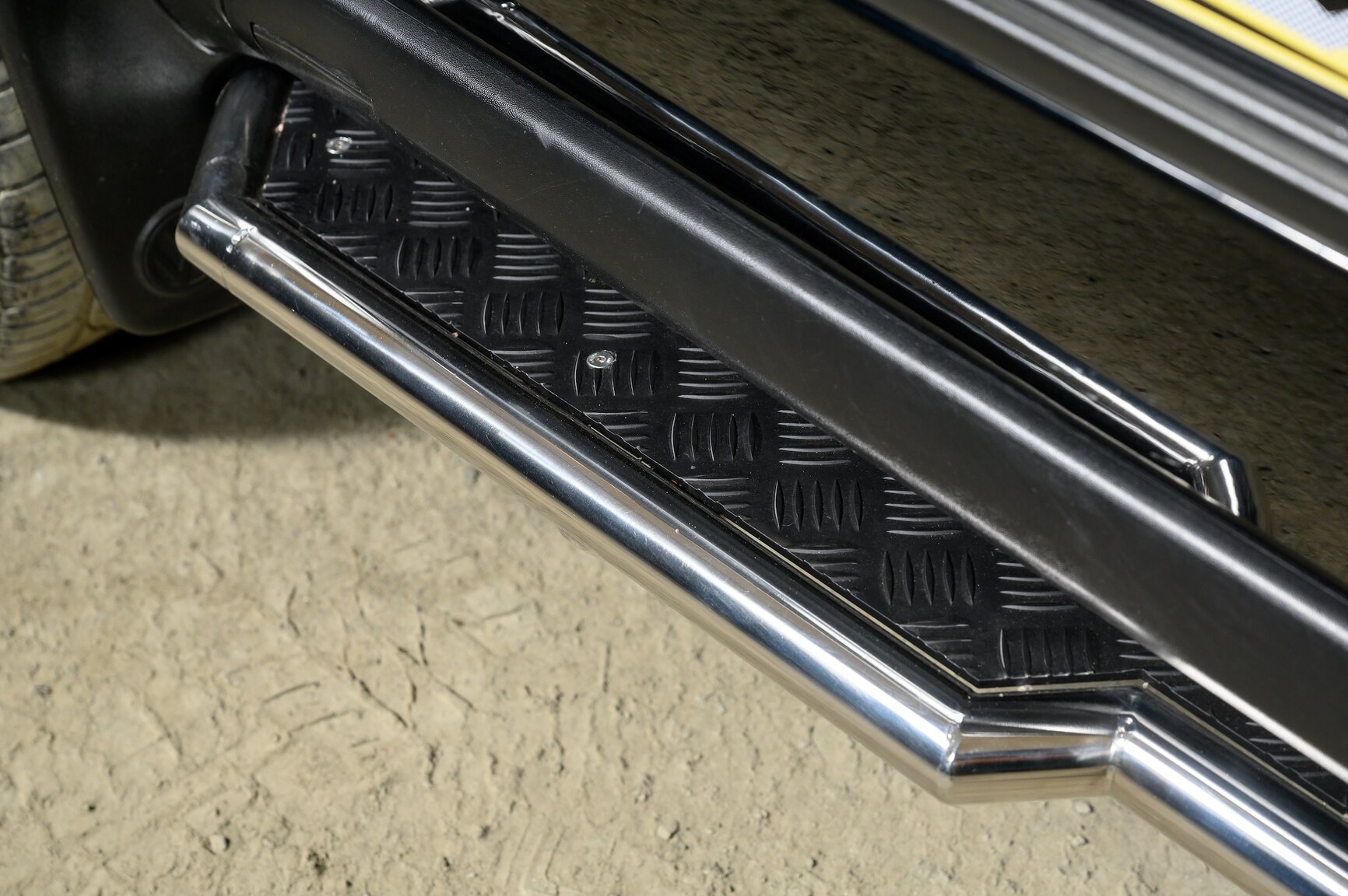 Exteriörbild på 1991 Volkswagen Golf Country Chrome Edition (50)