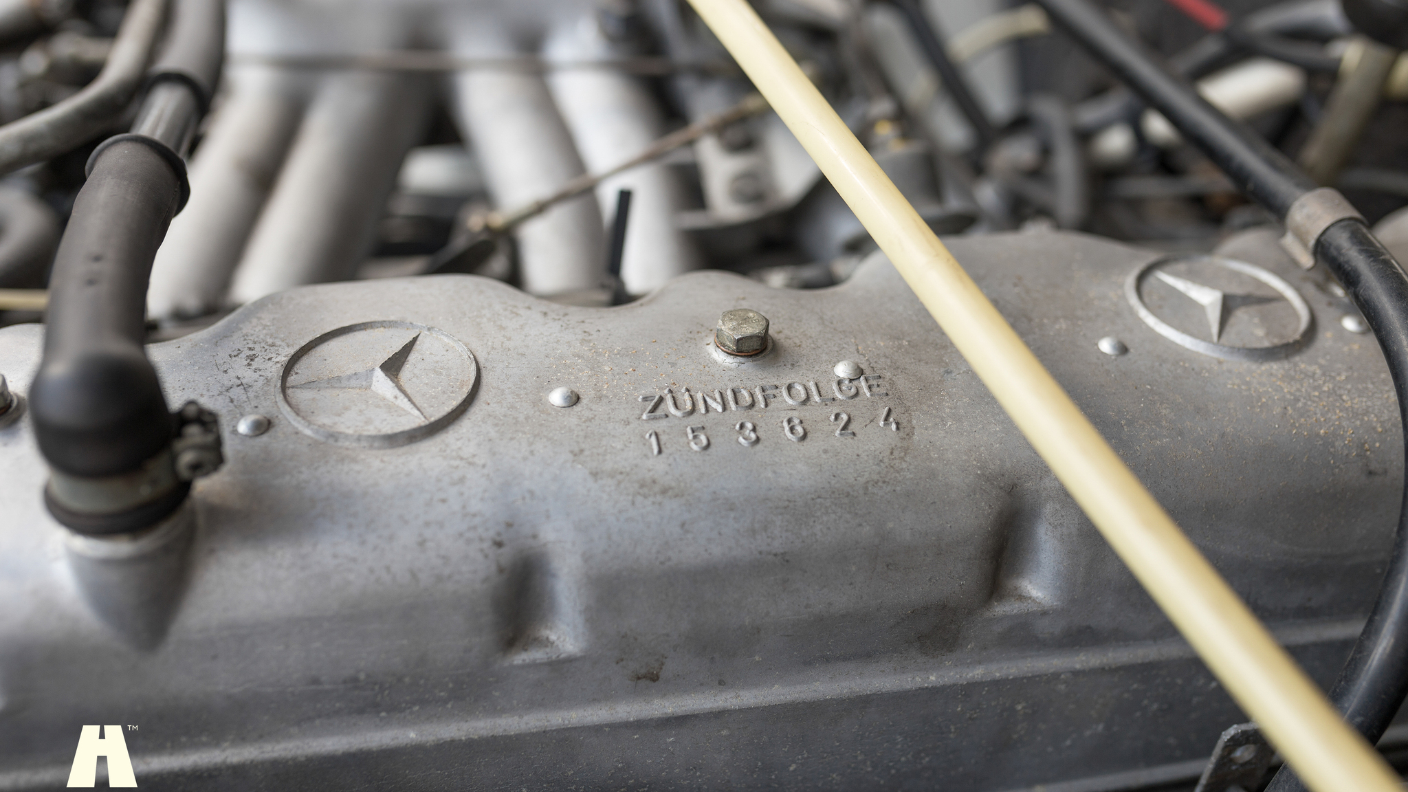 Image of 1970 Mercedes 250 CE mechanics