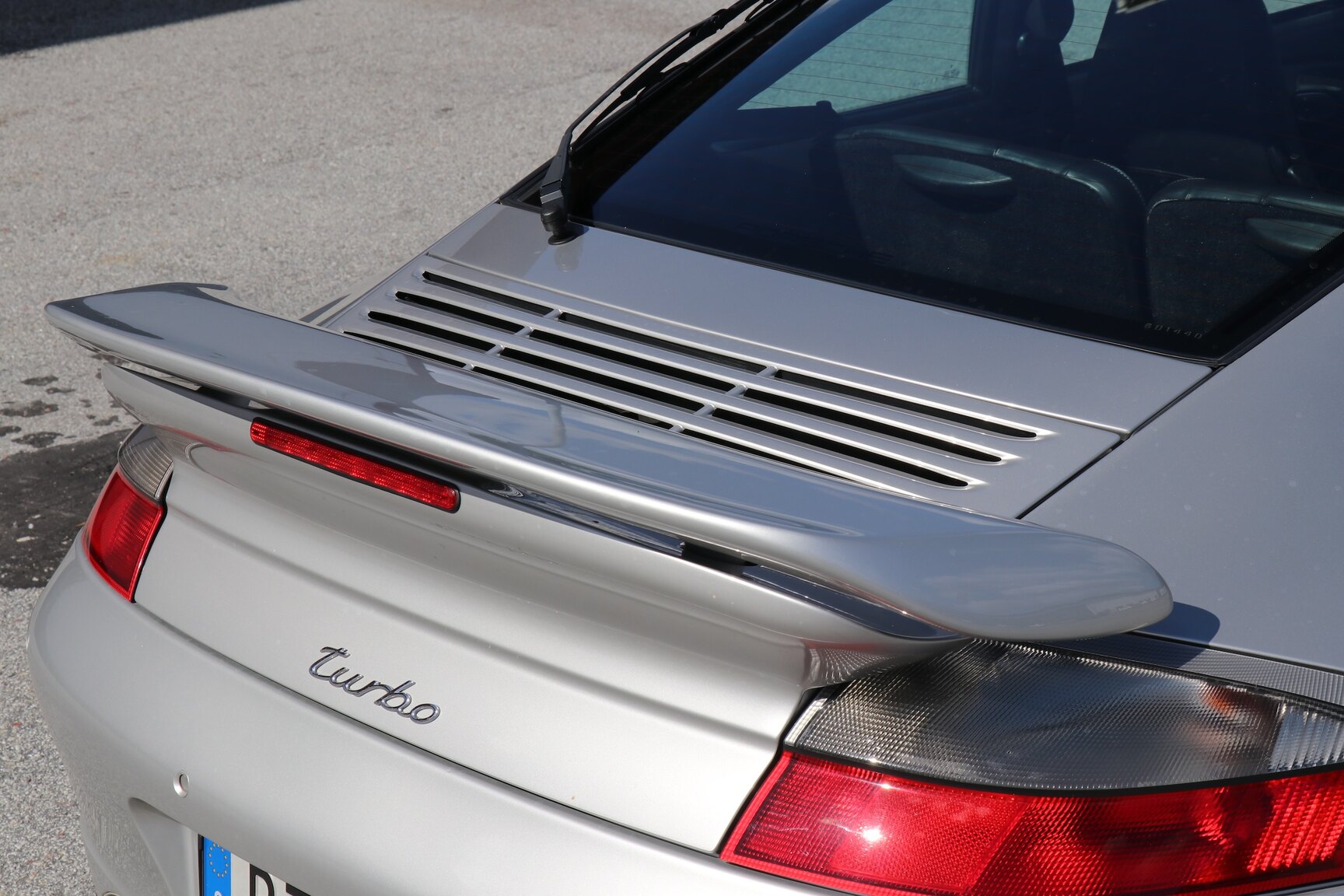 Exteriörbild på 2001 Porsche 911 Turbo