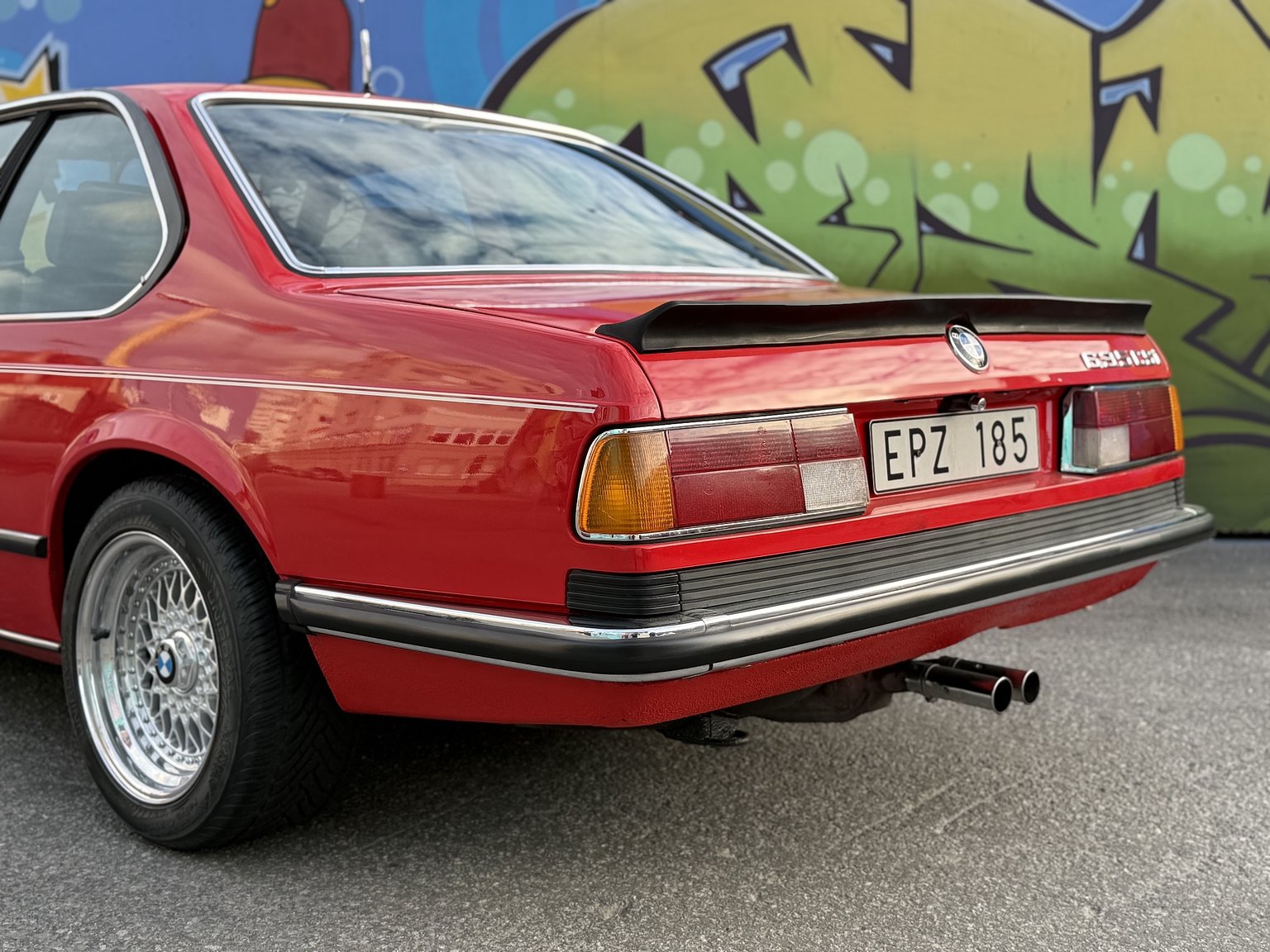 Exterior image of 1984 BMW 635CSi