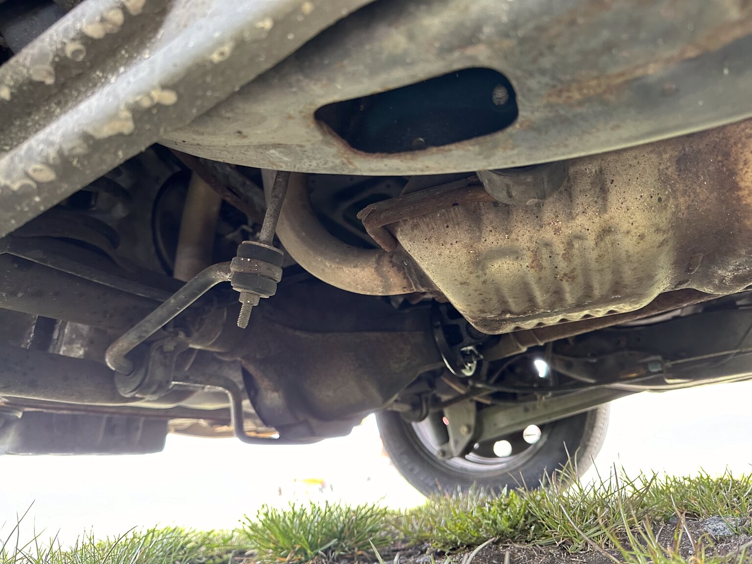 Image of 2011 Ford Crown Victoria New York Cab mechanics (27)