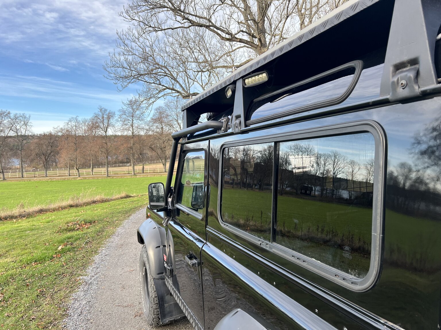 Exteriörbild på 2002 Land Rover Defender 90 2.5 Td5