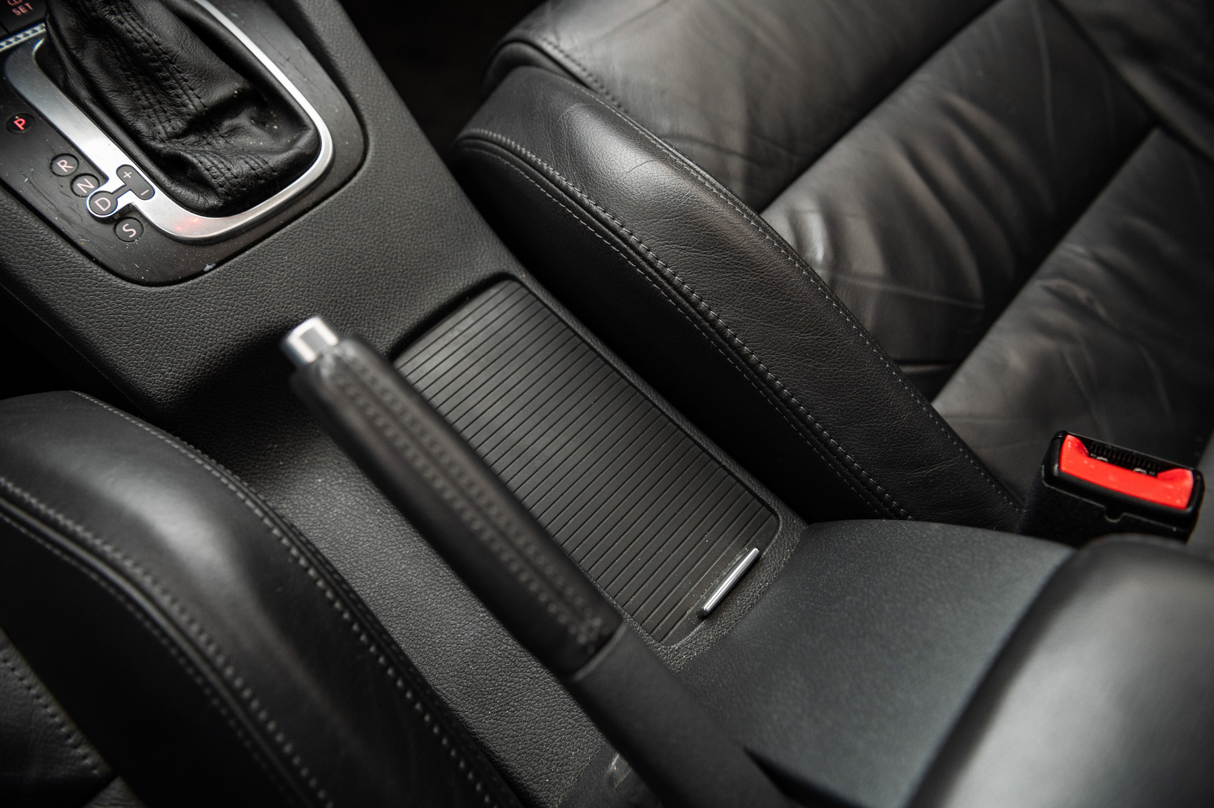 Interiörbild 2006 Volkswagen Golf R32