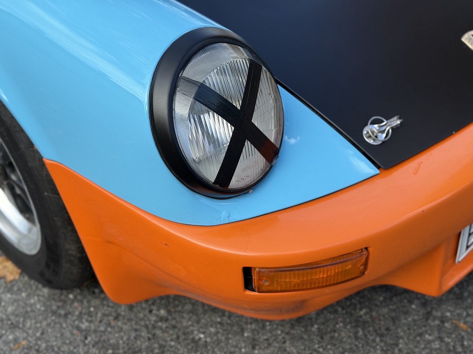 Exterior image of 1982 PORSCHE  911 SC