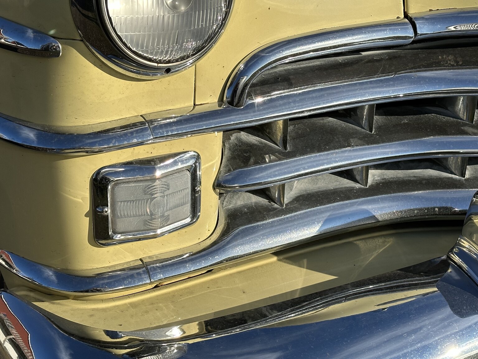 Exterior image of 1950 Chrysler Windsor Convertible (32)