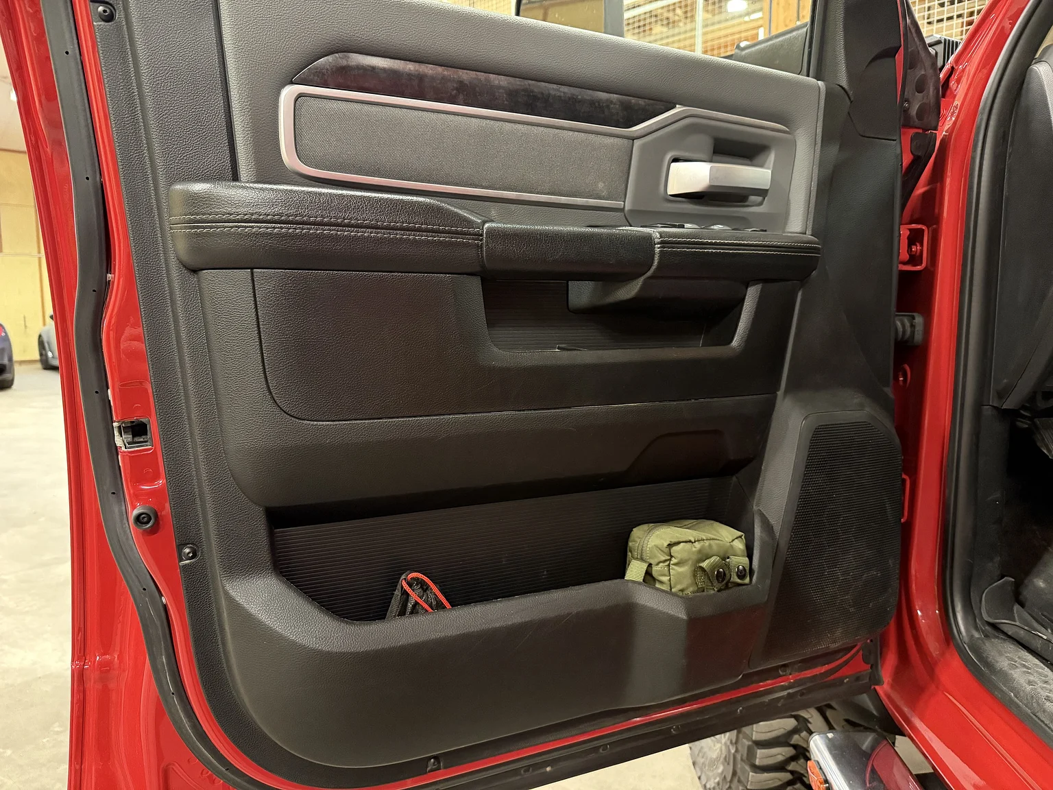 Interiörbild 2020 Dodge Ram 2500 Overland (17)