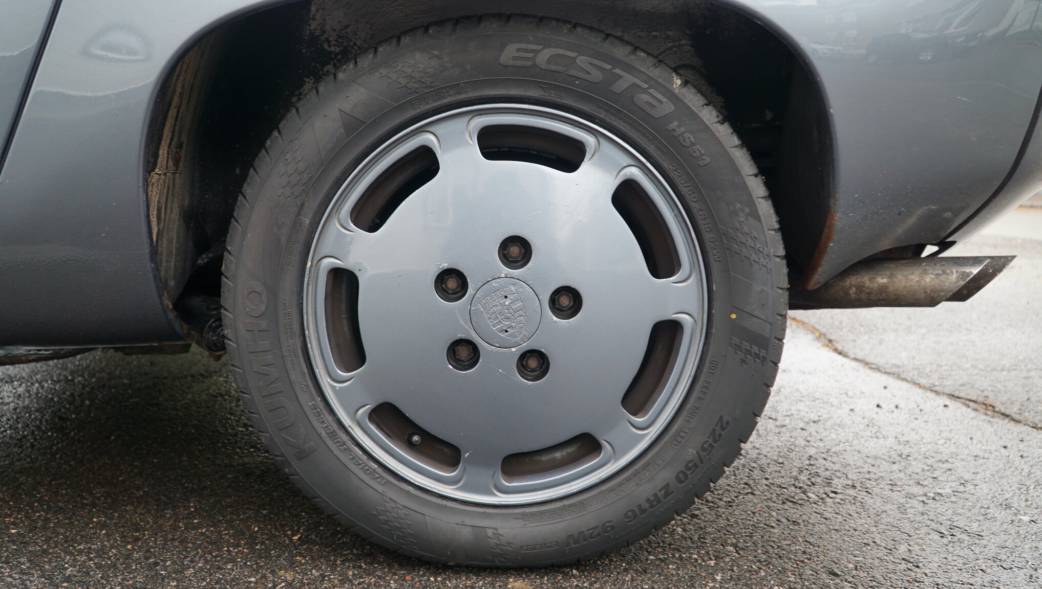 Exteriörbild på 1983 Porsche 928S (78)