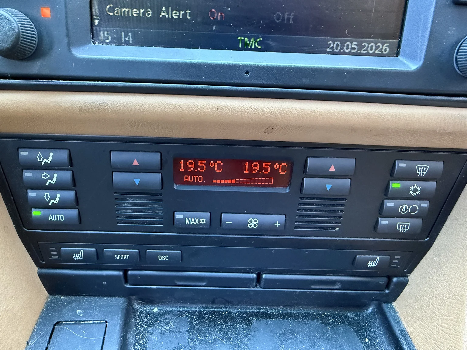 Innenraumfoto von 2001 BMW M5 E39 LCI (64)