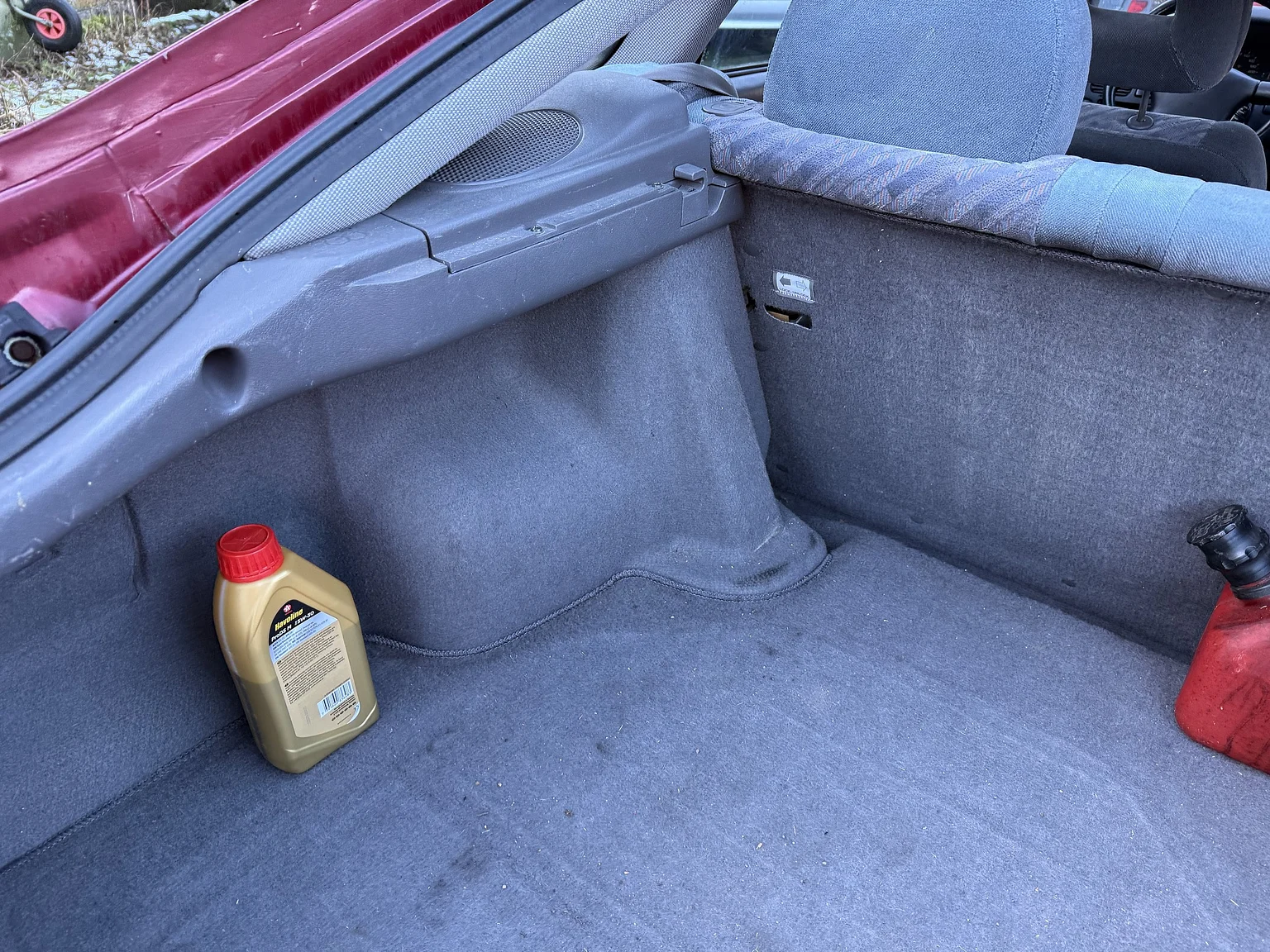 Interiörbild 1992 Mazda 626 Hatchback 2.5 V6 Automatic (33)