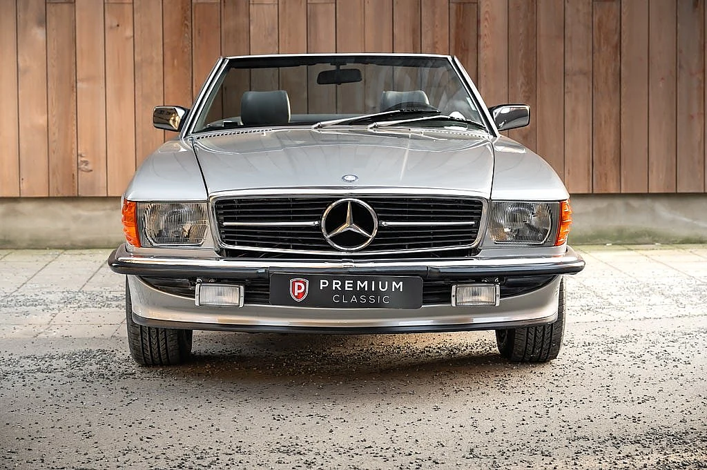 Bild von 1987 Mercedes-Benz 560SL (3)
